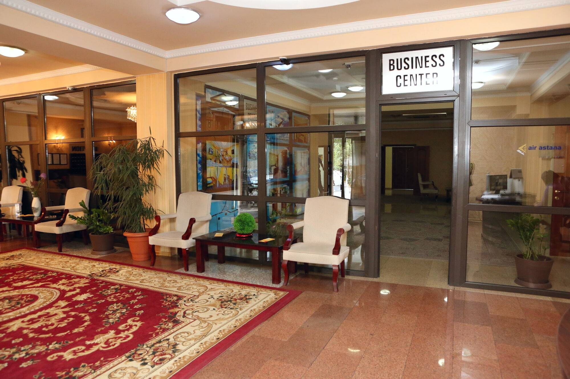 Экипаж Hotell Almaty Eksteriør bilde